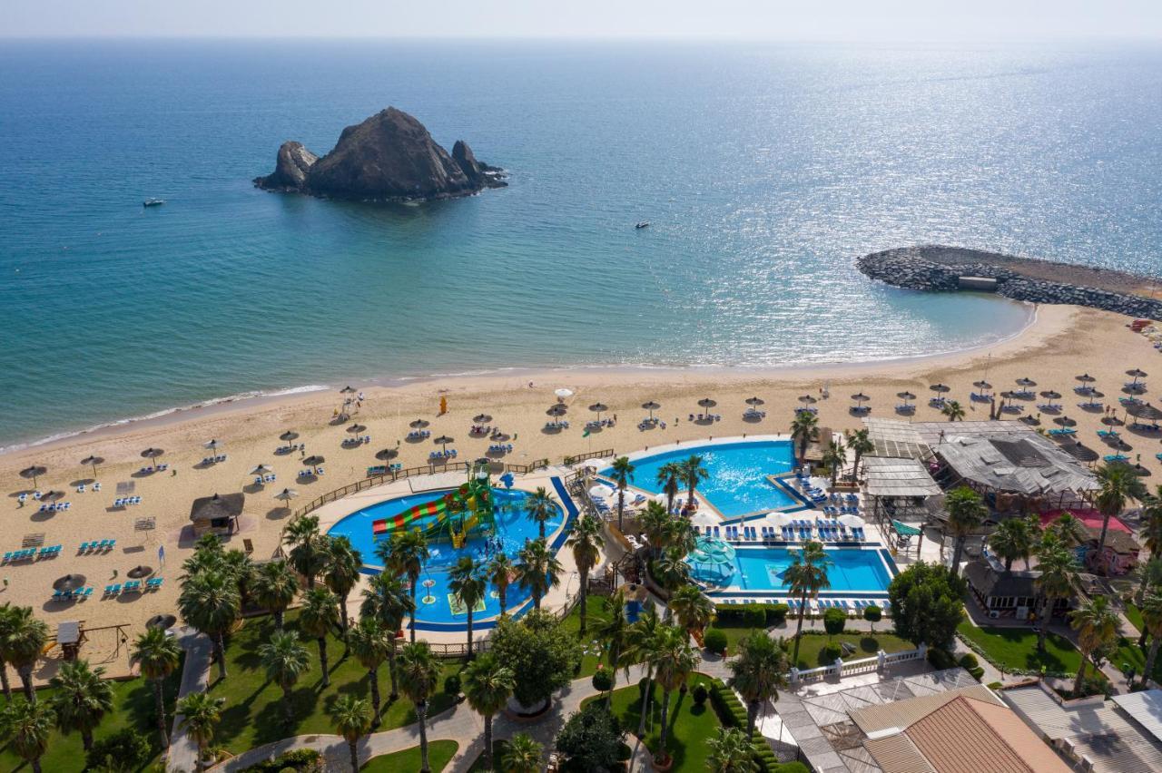 Sandy Beach Hotel & Resort Al Aqah Exterior photo