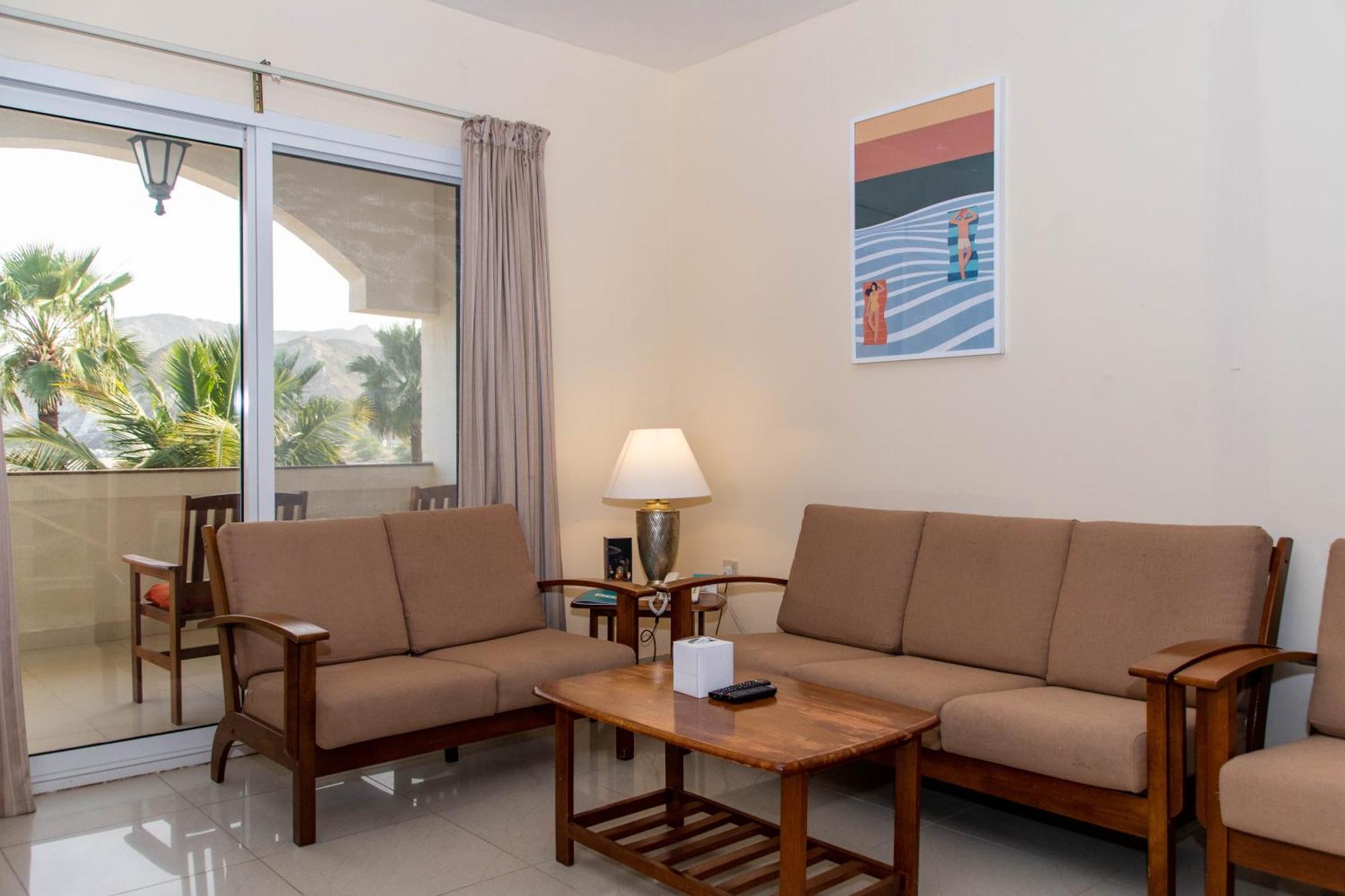 Sandy Beach Hotel & Resort Al Aqah Exterior photo